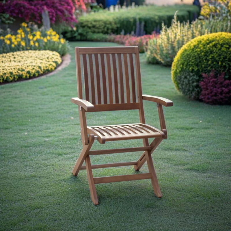 Maculata Folding Arm Chair