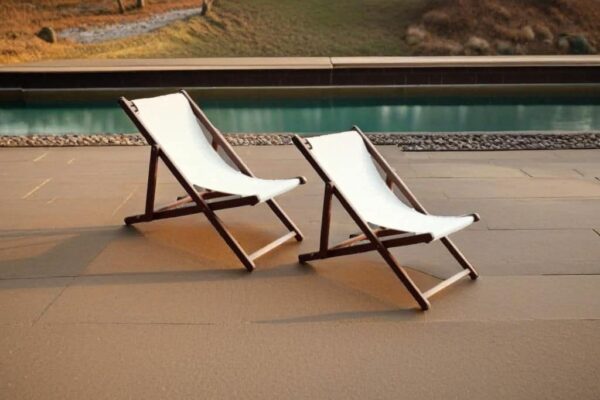 Set of 2 Maculata beach chairs