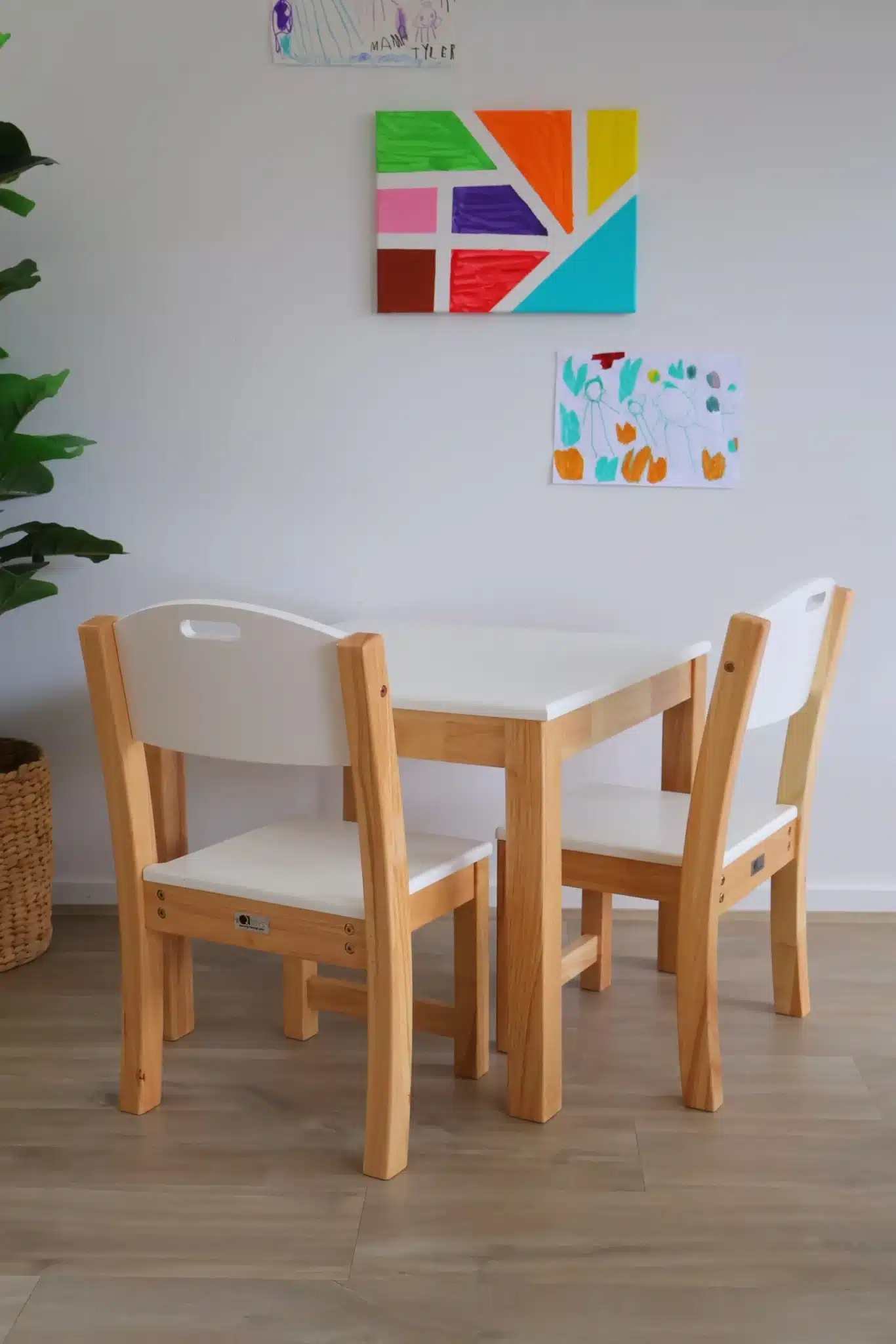 White seat stacking chairs - Set of 2 - Image 4