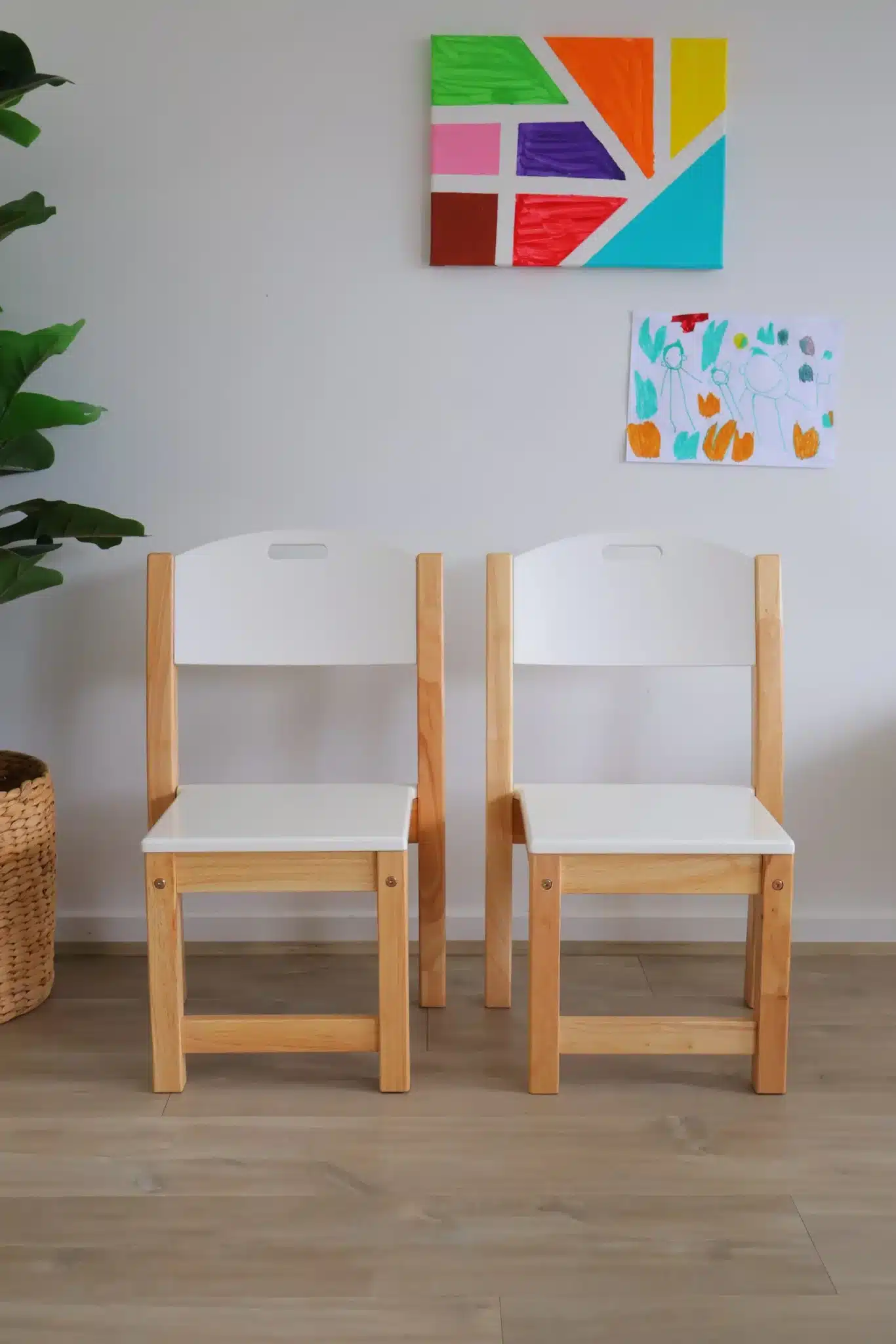 White seat stacking chairs - Set of 2 - Image 3