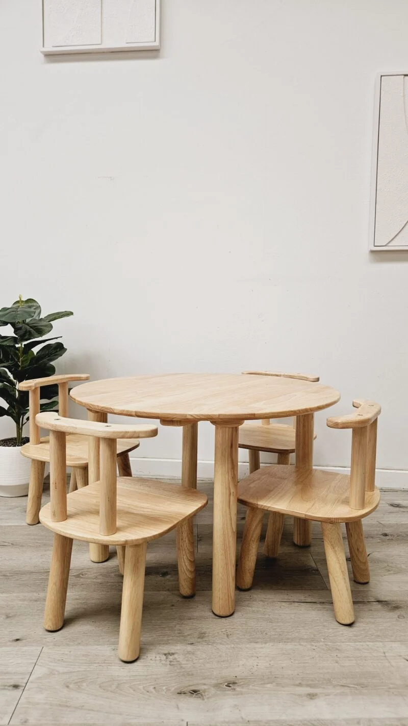 Round table and 4 chairs - Image 5