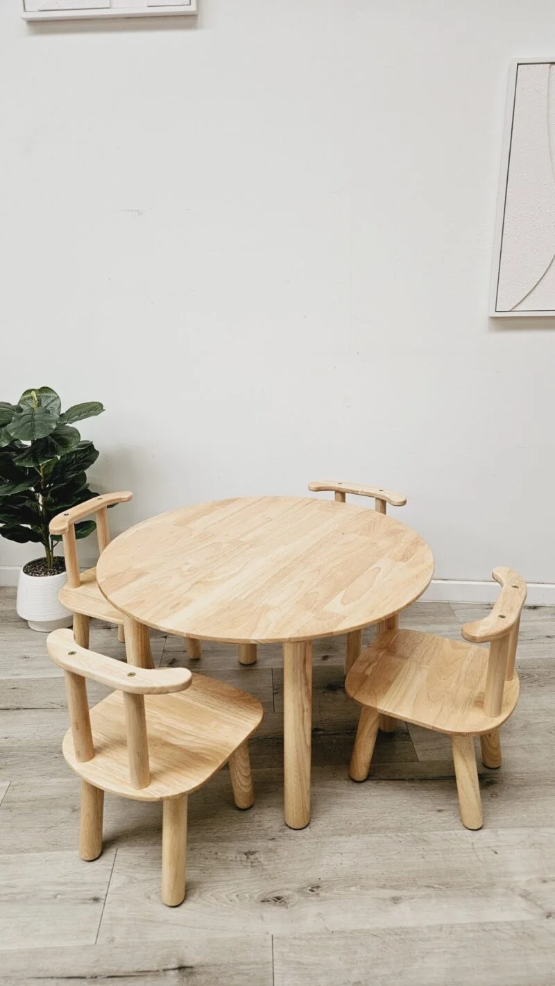 Round table and 4 chairs