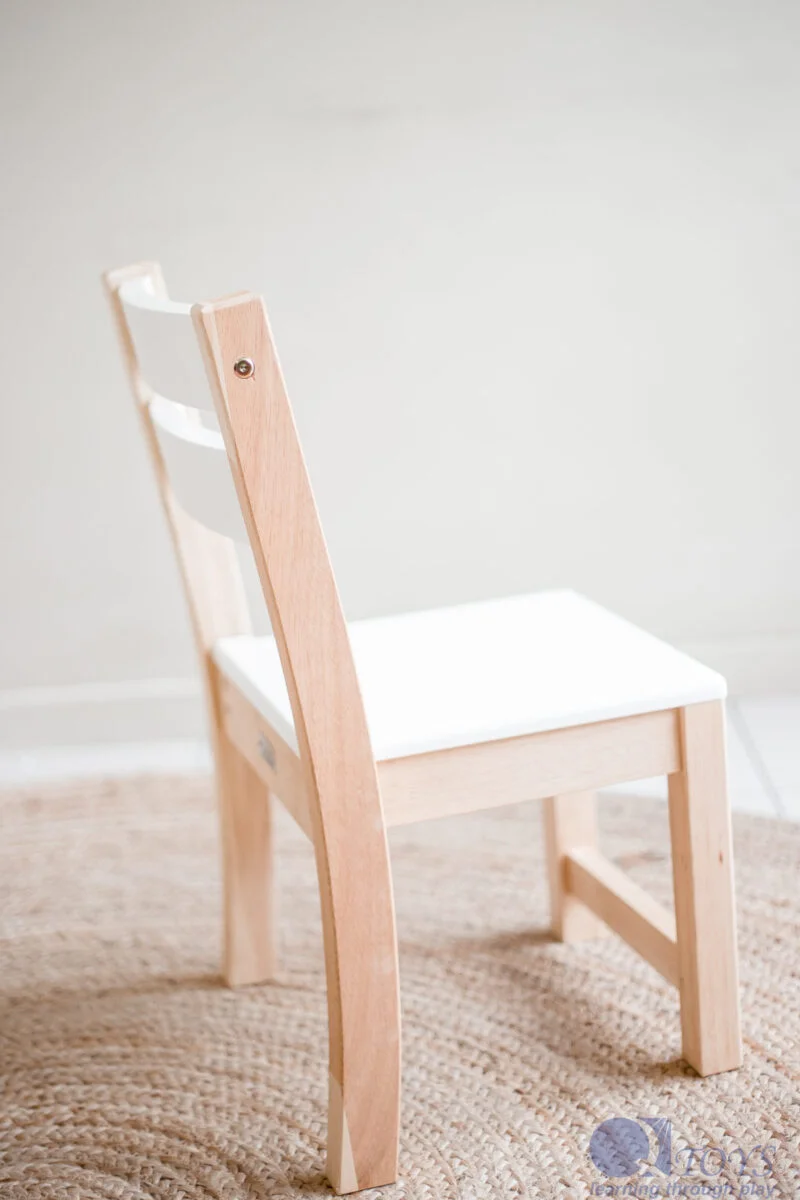 White seat stacking chair-431