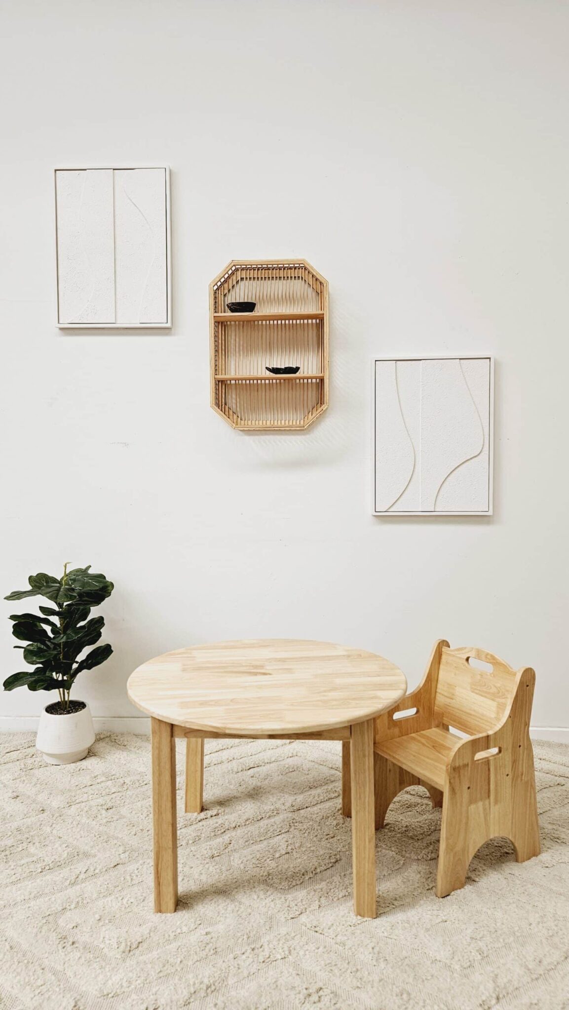 Medium Round Table and 2 Toddler Chairs - Image 2