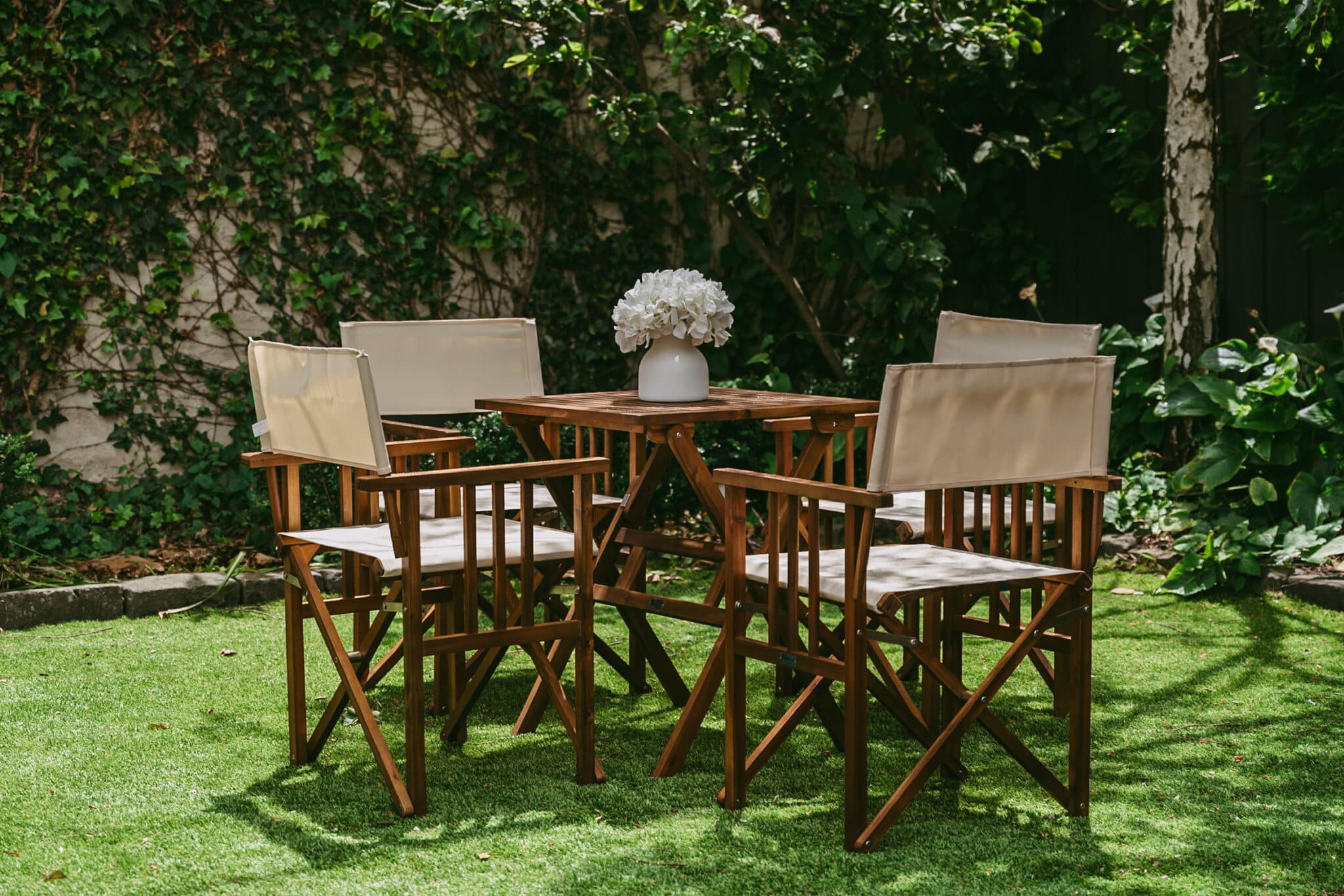 Eazy Square Table with 4 Director chairs