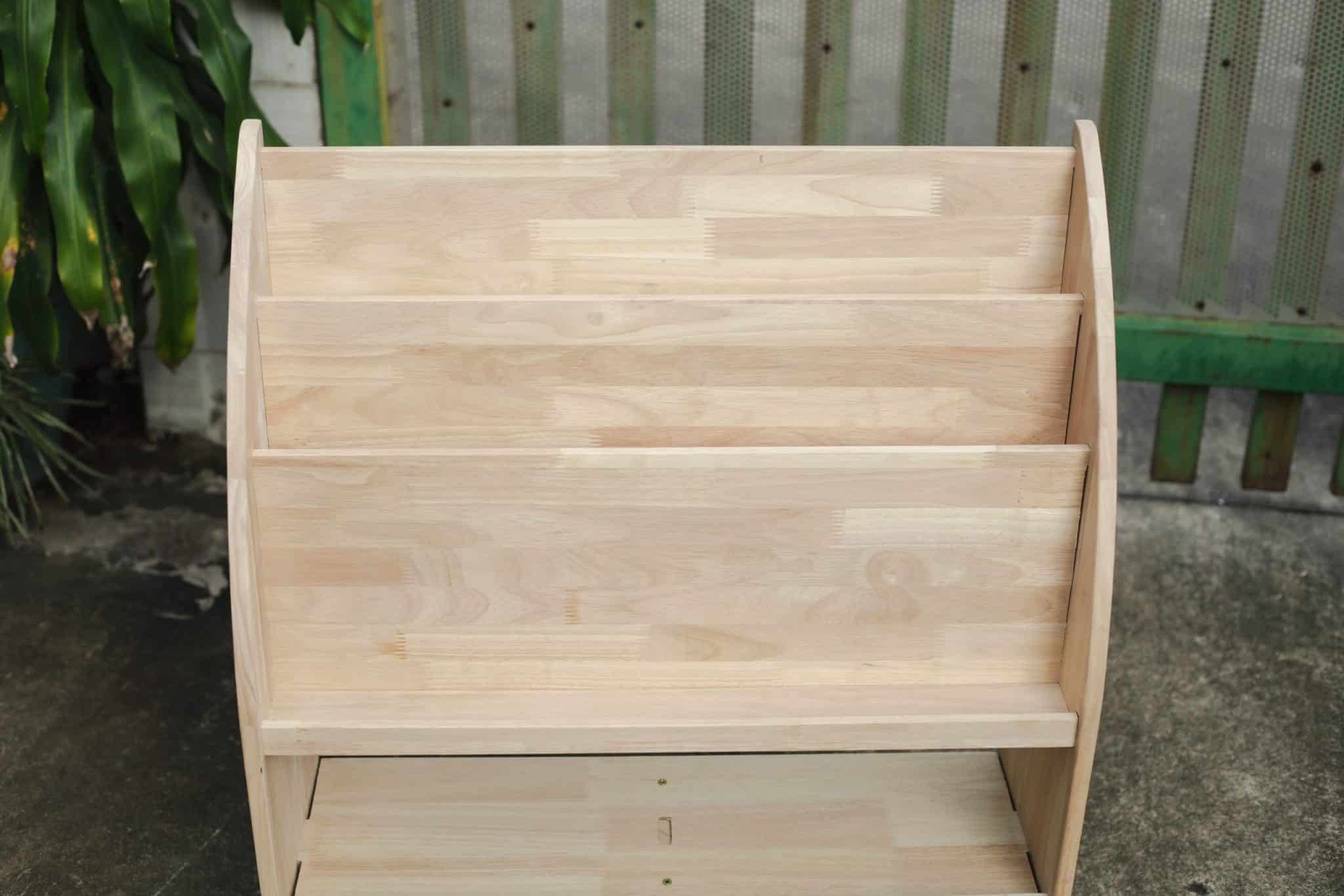 Bookshelf with bamboo storage crates - Image 7